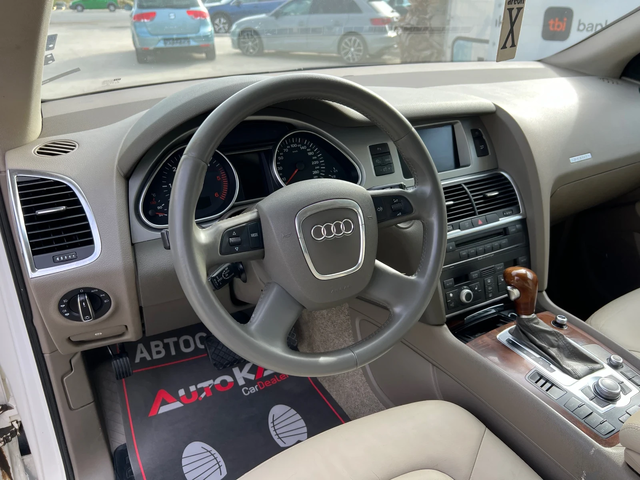 Audi Q7 4.2TDI-326кс= 7МЕСТА= ПАНОРАМА= КАМЕРА= ПОДГРЕВ - автомобили, коли, обяви за нови и употребявани 7