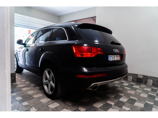 Audi Q7 3.0TDI | NAVI | TV | QUATTRO - автомобили, коли, обяви за нови и употребявани 1