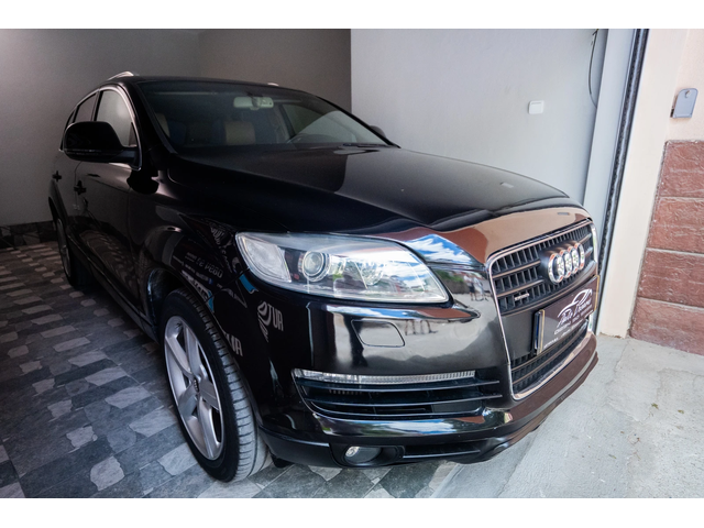 Audi Q7 3.0TDI | NAVI | TV | QUATTRO - автомобили, коли, обяви за нови и употребявани 5