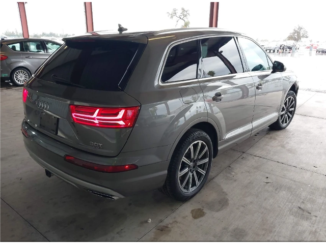 Audi Q7 3.0T PREMIUM / КРАЙНА ЦЕНА - автомобили, коли, обяви за нови и употребявани 3