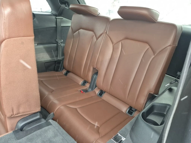 Audi Q7 * PREMIUM PLUS * CARFAX * ЦЕНА ДО БГ - автомобили, коли, обяви за нови и употребявани 10