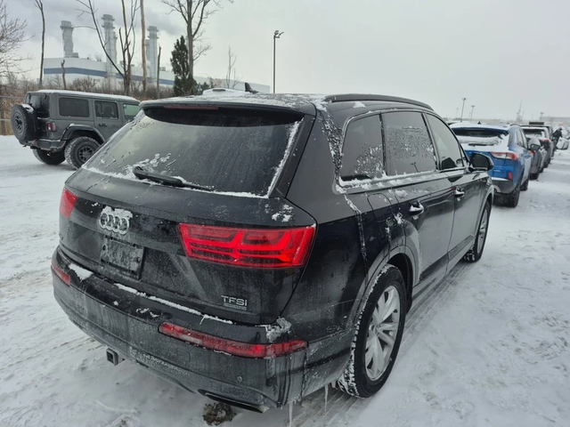 Audi Q7 * PREMIUM PLUS * CARFAX * ЦЕНА ДО БГ - автомобили, коли, обяви за нови и употребявани 2