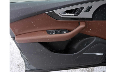 Audi Q7 * 3.0T Technik * CARFAX * ЦЕНА ДО БГ - автомобили, коли, обяви за нови и употребявани 12