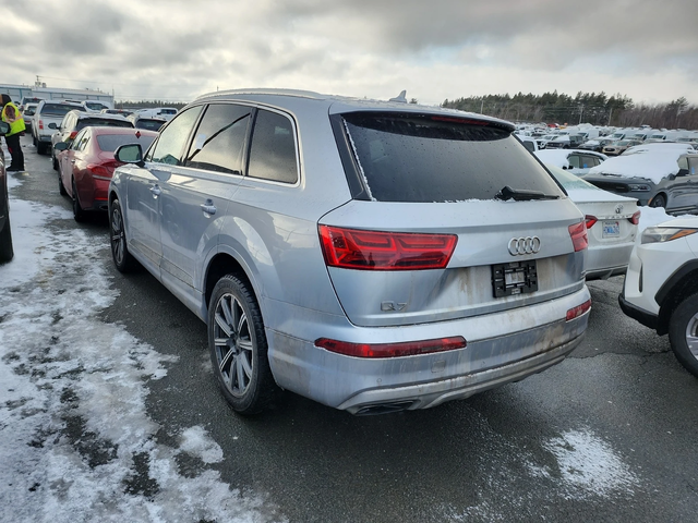 Audi Q7 3.0T TECHNIK - автомобили, коли, обяви за нови и употребявани 1
