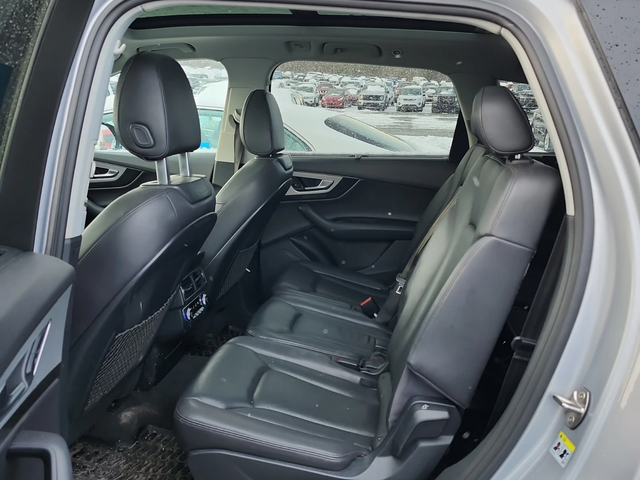 Audi Q7 3.0T TECHNIK - автомобили, коли, обяви за нови и употребявани 7