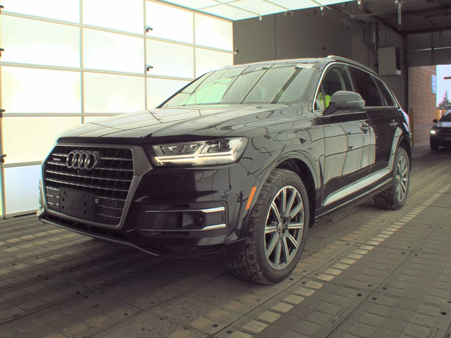 Audi Q7 Prestige - автомобили, коли, обяви за нови и употребявани 0