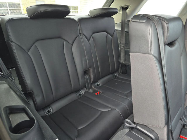 Audi Q7 Prestige - автомобили, коли, обяви за нови и употребявани 13