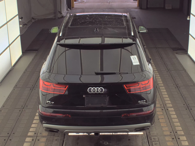 Audi Q7 Prestige - автомобили, коли, обяви за нови и употребявани 4