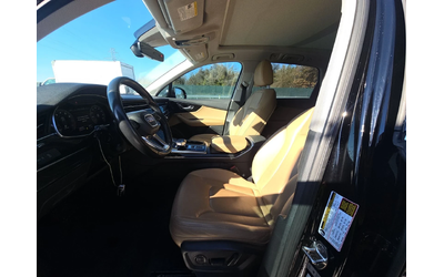 Audi Q7 Premium Plus 55 TFSI - автомобили, коли, обяви за нови и употребявани 7