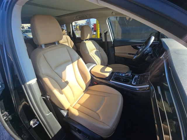 Audi Q7 Premium Plus 55 TFSI - автомобили, коли, обяви за нови и употребявани 8