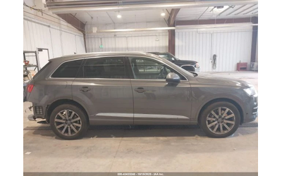 Audi Q7 55 PREMIUM - автомобили, коли, обяви за нови и употребявани 9