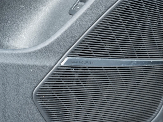 Audi Q7 Technik* Sline* BlackOptic* Matrix* B&O* 360* Обду - автомобили, коли, обяви за нови и употребявани 10