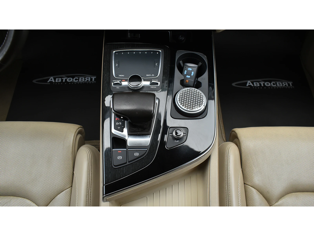 Audi Q7 3.0 TDI quattro Tiptronic - автомобили, коли, обяви за нови и употребявани 11