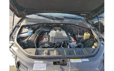 Audi Q7 Premium Plus / Автоматик / Кожен салон / Xenon / - автомобили, коли, обяви за нови и употребявани 11