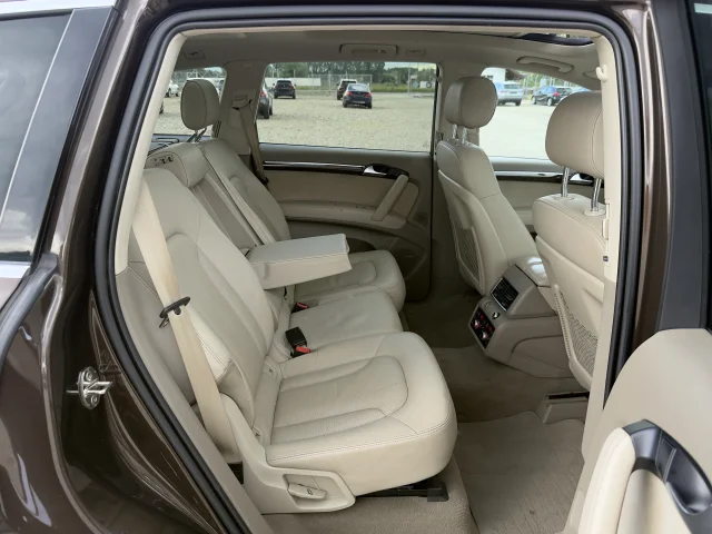 Audi Q7 4.2TDI Quattro/Панорама/Обдухване/Дистроник/Лизинг - автомобили, коли, обяви за нови и употребявани 8
