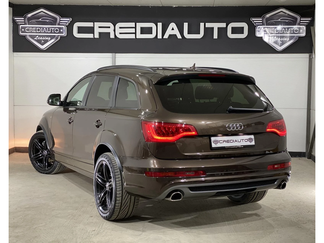 Audi Q7 3.0 TDI S-LINE * Panorama* - автомобили, коли, обяви за нови и употребявани 3