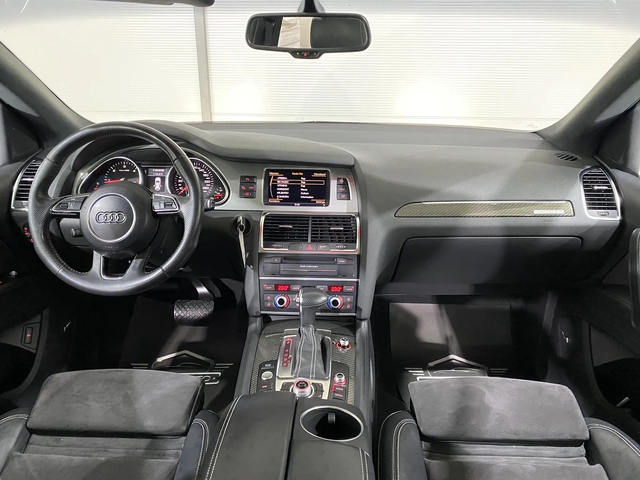 Audi Q7 3.0 TDI S-LINE * Panorama* - автомобили, коли, обяви за нови и употребявани 7