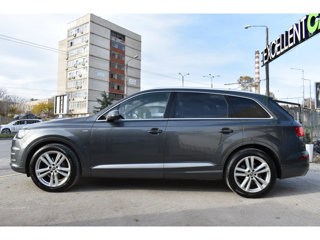 Audi Q7 3.0TDI* S-LINE* MATRIX* DISSTRONIC* PANORAMA - автомобили, коли, обяви за нови и употребявани 1