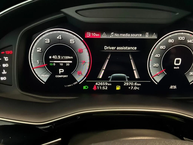 Audi Q7 Komfort* 55 TFSI* АвтоКредит* (ЦЕНА ДО БГ) - автомобили, коли, обяви за нови и употребявани 12