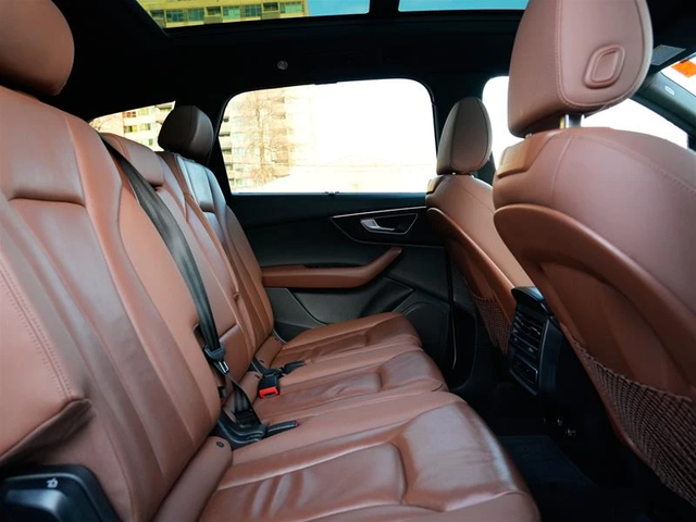 Audi Q7 Komfort* 45TFSI* АвтоКредит* (ЦЕНА ДО БГ) - автомобили, коли, обяви за нови и употребявани 9