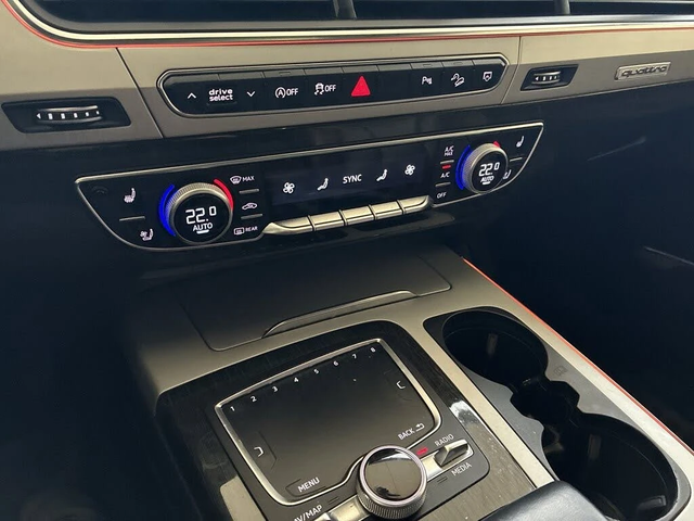 Audi Q7 3.0 TFSI* quattro* Technik* АвтоКредит* (ЦЕНА ДО Б - автомобили, коли, обяви за нови и употребявани 15