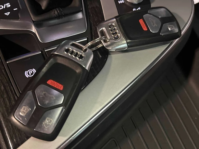 Audi Q7 * 2.0T Progressiv * ОБДУХВАНЕ * 360 * ПАНО * - автомобили, коли, обяви за нови и употребявани 13