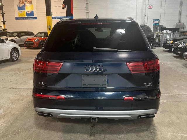 Audi Q7 * 2.0T Progressiv * ОБДУХВАНЕ * 360 * ПАНО * - автомобили, коли, обяви за нови и употребявани 3