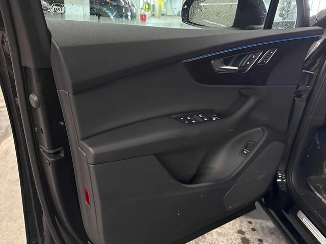 Audi Q7 55 TFSI quattro / 2 КЛЮЧА - автомобили, коли, обяви за нови и употребявани 9