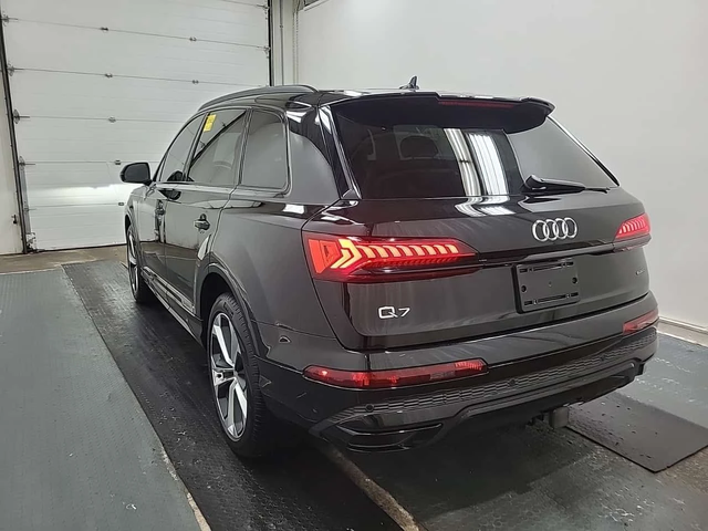 Audi Q7 * PROGRESSIV * ДИСТРОНИК * ОБДУХВАНЕ * ПАНО - автомобили, коли, обяви за нови и употребявани 3