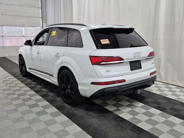 Audi Q7 * Technik* S-line* DISTRONIC* ОБДУХВАНЕ* АМБИЕНТНО - автомобили, коли, обяви за нови и употребявани 3