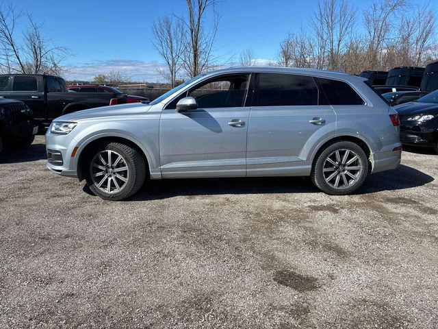 Audi Q7 * Komfort * ПОДГРЕВИ* ДВА КЛЮЧА* KEYLESS* - автомобили, коли, обяви за нови и употребявани 1