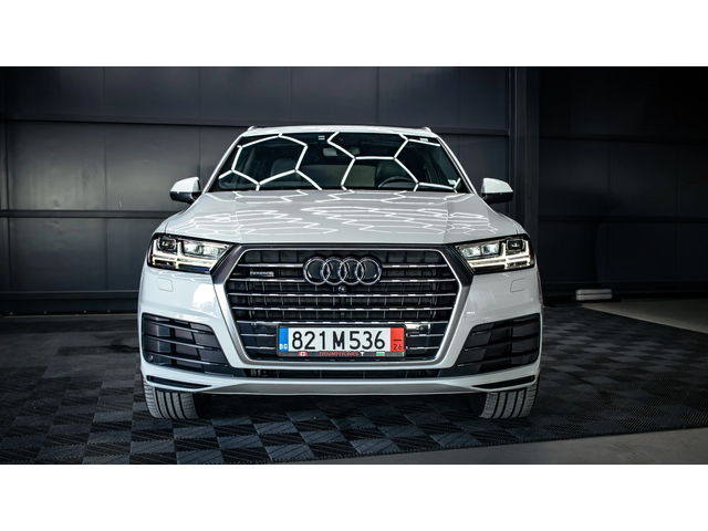 Audi Q7 TECHNIK* Обдухване* 360* Pano* Navi* Ambient - автомобили, коли, обяви за нови и употребявани 0