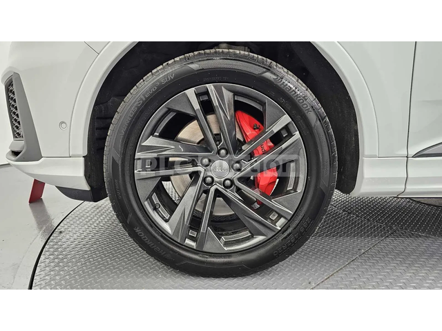 Audi Q7 4.5TDI* 360* Pano* Camera* АВТОКРЕДИТ - автомобили, коли, обяви за нови и употребявани 4