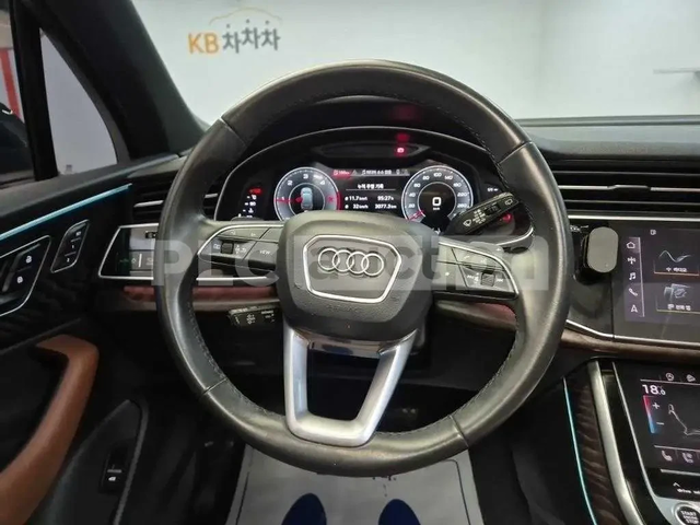 Audi Q7 4.5TDI* Pano* HeadUp* TV* АВТОКРЕДИТ - автомобили, коли, обяви за нови и употребявани 5