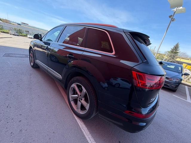 Audi Q7 SLINE* НА* ПРУЖИНИ* ПАНОРАМА* 6+ 1 - автомобили, коли, обяви за нови и употребявани 6