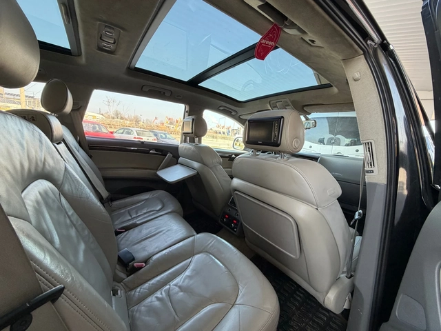 Audi Q7 3.0D* Sline* Панорама - автомобили, коли, обяви за нови и употребявани 6