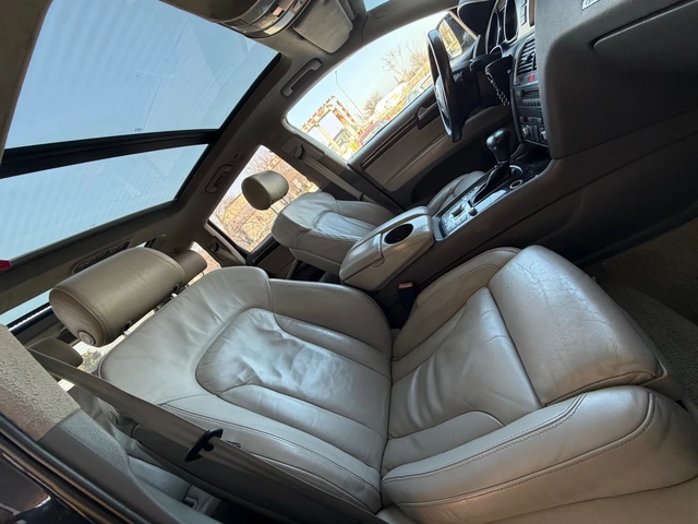 Audi Q7 3.0D* Sline* Панорама - автомобили, коли, обяви за нови и употребявани 9