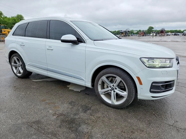 Audi Q7 PRESTIGE| HUD| BOSE| 360| ОБДУХ| PANO - автомобили, коли, обяви за нови и употребявани 0