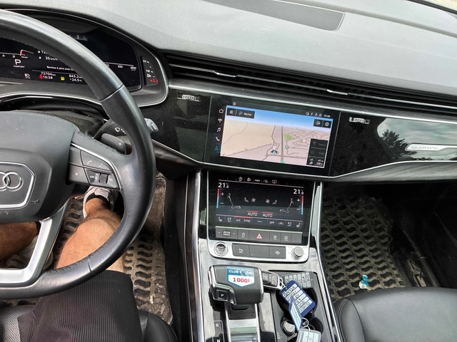 Audi Q7 3.0T * PROGRESSIV * ОБДУХВАНЕ * CARFAX * - автомобили, коли, обяви за нови и употребявани 8