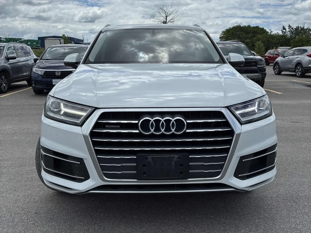 Audi Q7 Komfort * Keyless * CARFAX * АВТО КРЕДИТ * - автомобили, коли, обяви за нови и употребявани 1