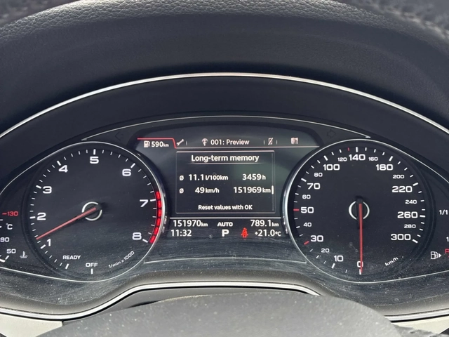 Audi Q7 Komfort * Keyless * CARFAX * АВТО КРЕДИТ * - автомобили, коли, обяви за нови и употребявани 9