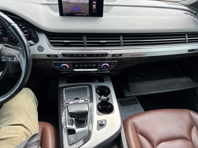 Audi Q7 Technik/HUD/360/Pano/Обдухване/6+ 1 - автомобили, коли, обяви за нови и употребявани 9
