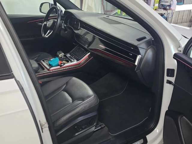Audi Q7 PROGRESSIV * 3.0T * CARFAX * СЕРВИЗНА ИСТОРИЯ * - автомобили, коли, обяви за нови и употребявани 7