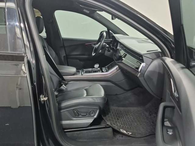 Audi Q7 PROGRESSIV/Quattro/Pano/Обдухване/6+ 1 - автомобили, коли, обяви за нови и употребявани 9