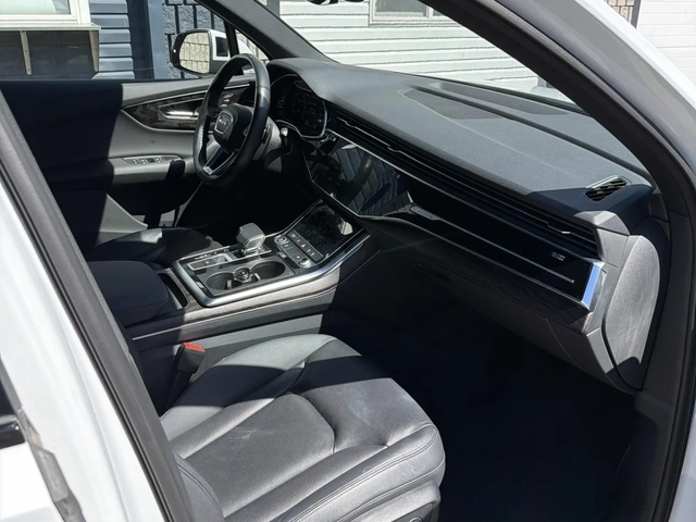 Audi Q7 Progressiv * Keyless * CARFAX * АВТО КРЕДИТ * - автомобили, коли, обяви за нови и употребявани 7