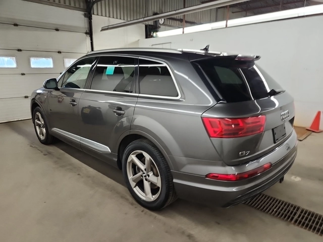 Audi Q7 PROGRESSIV * * 360 * * CARFAX * * ОБДУХВАНЕ * * - автомобили, коли, обяви за нови и употребявани 3