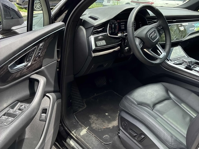 Audi Q7 Komfort * CARFAX * АВТО КРЕДИТ * - автомобили, коли, обяви за нови и употребявани 6