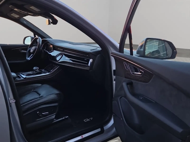 Audi Q7 - автомобили, коли, обяви за нови и употребявани 16