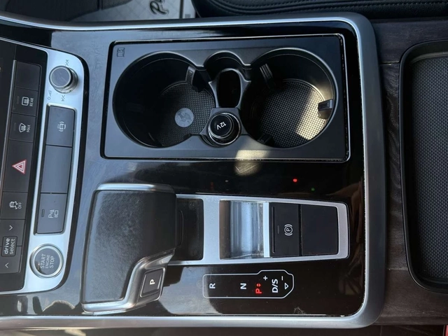 Audi Q7 ПАНО, ПОДГРЕВ, ОБДУХВАНЕ, 7 МЕСТЕН, ЦЕНА ДО БГ - автомобили, коли, обяви за нови и употребявани 9