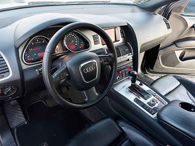 Audi Q7 Sline-PANORAMA-BIXENON-MONITORI-DVD-ALKANTAR-FULL! - автомобили, коли, обяви за нови и употребявани 8